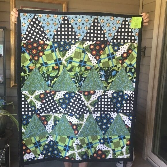 Handmade Lap Quilt Triangles - Picture 2 of 14